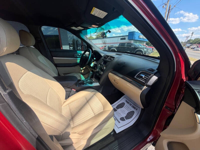 2017 Ford Explorer