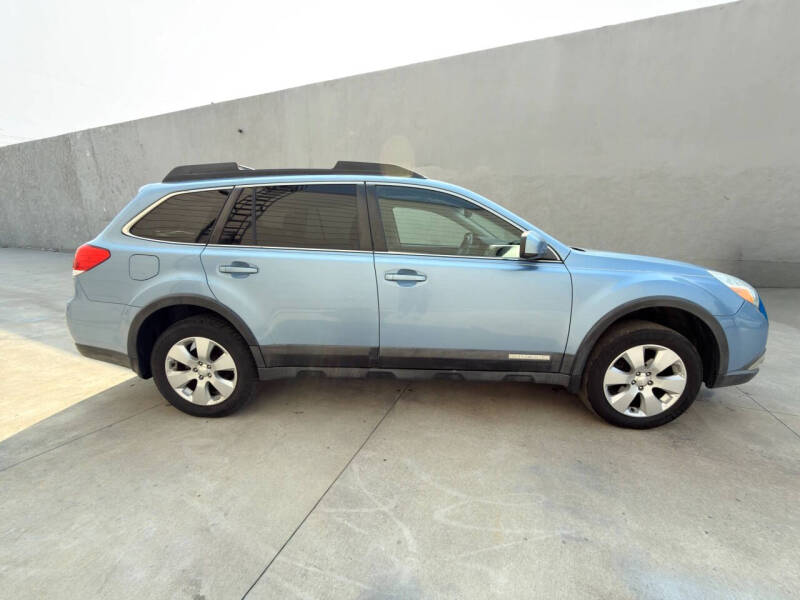 2012 Subaru Outback 2.5i Premium