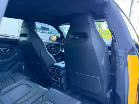 2021 Lamborghini Urus