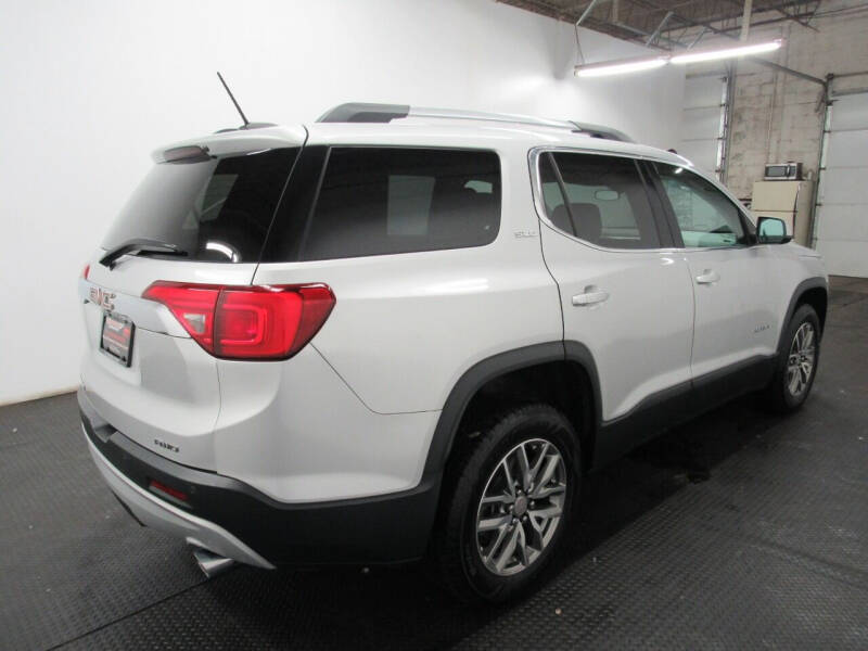 2019 GMC Acadia SLE-2