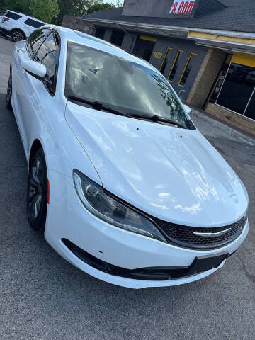 2015 Chrysler 200 S