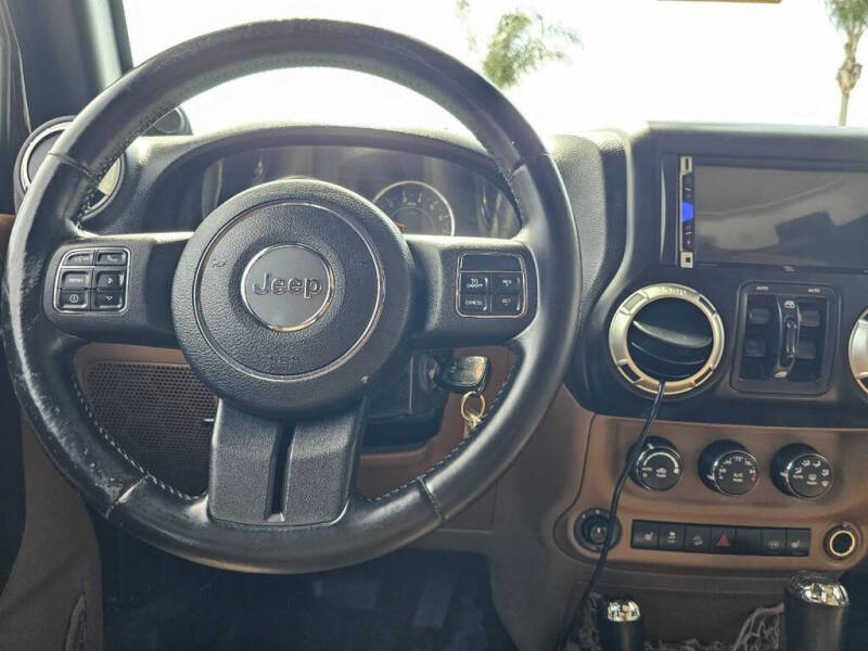 2012 Jeep Wrangler Unlimited Sahara
