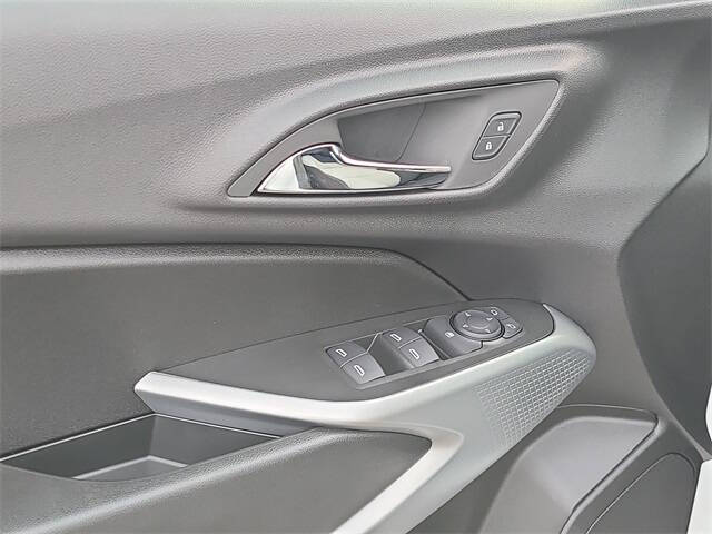 2026 Chevrolet Trax RS