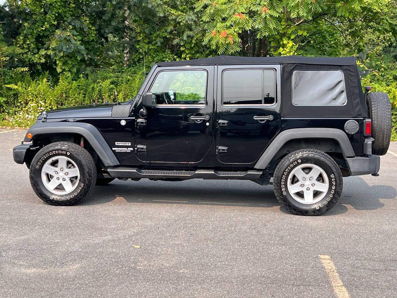 2013 Jeep Wrangler Unlimited for sale at Mohawk Motorcar Company in West Sand Lake, NY