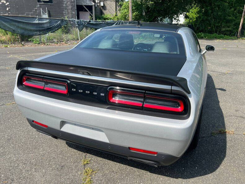2022 Dodge Challenger