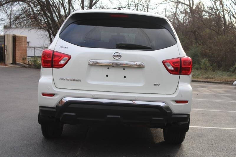 2017 Nissan Pathfinder Platinum