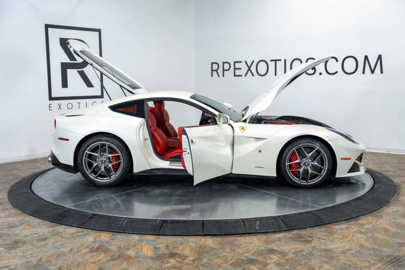 2015 Ferrari F12berlinetta