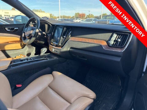 2019 Volvo XC60 T5 Momentum