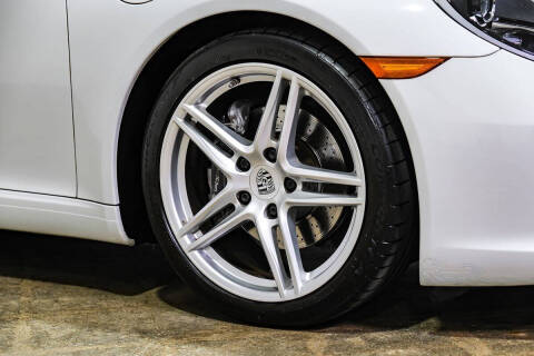 2017 Porsche 911 Carrera