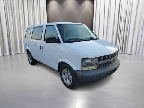 2005 Chevrolet Astro for sale at Chicago Auto Network in Mokena IL