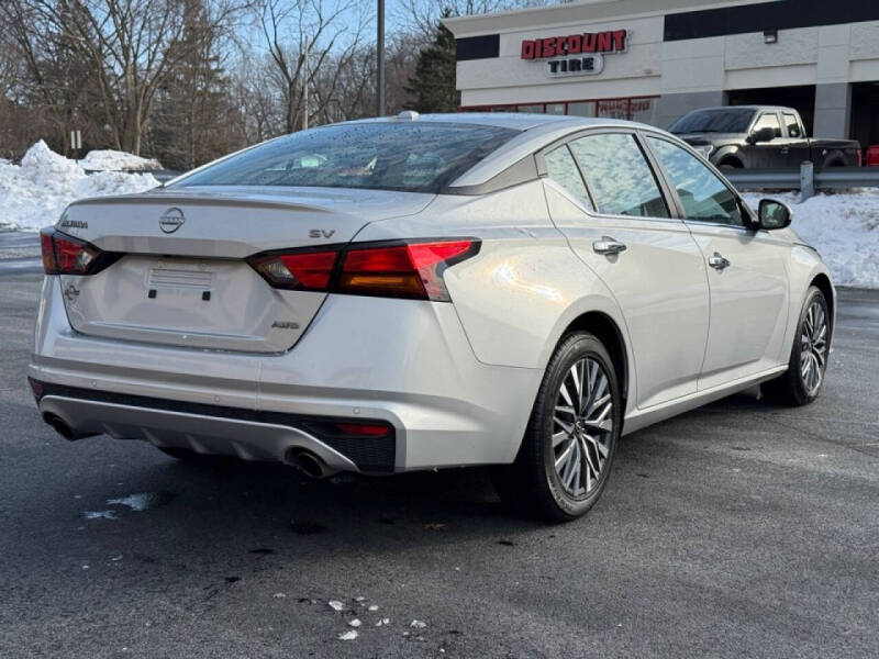 2023 Nissan Altima 2.5 SV
