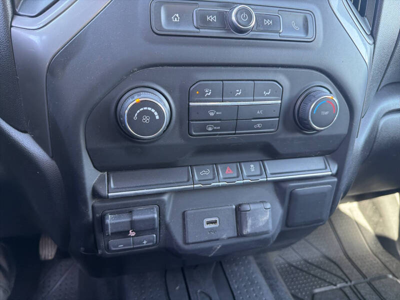 2019 Chevrolet Silverado 1500 Custom