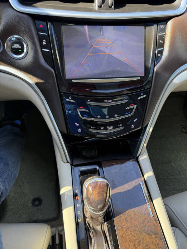 2014 Cadillac XTS Luxury Collection