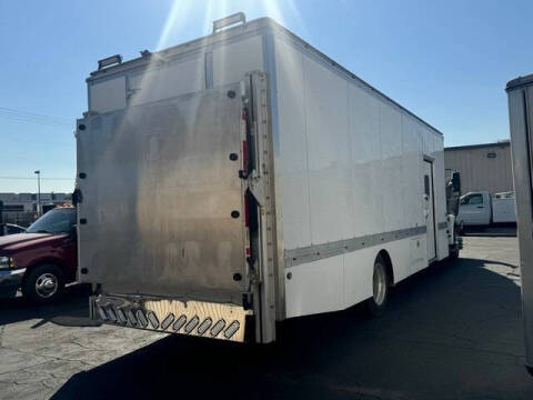 2019 International DuraStar 4400