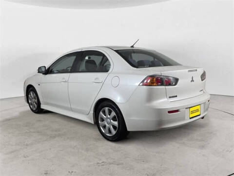 2016 Mitsubishi Lancer ES