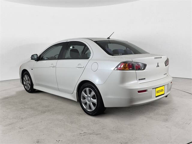 2016 Mitsubishi Lancer ES