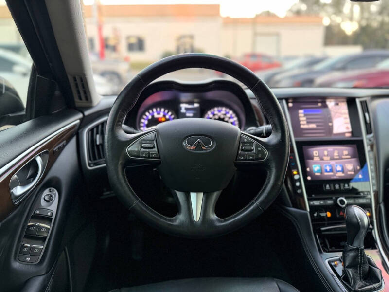 2015 Infiniti Q50 Sport