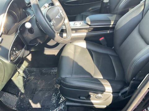 2025 Genesis GV70 2.5T Standard