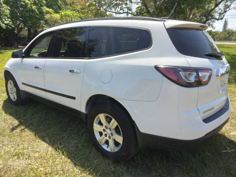 2017 Chevrolet Traverse LS