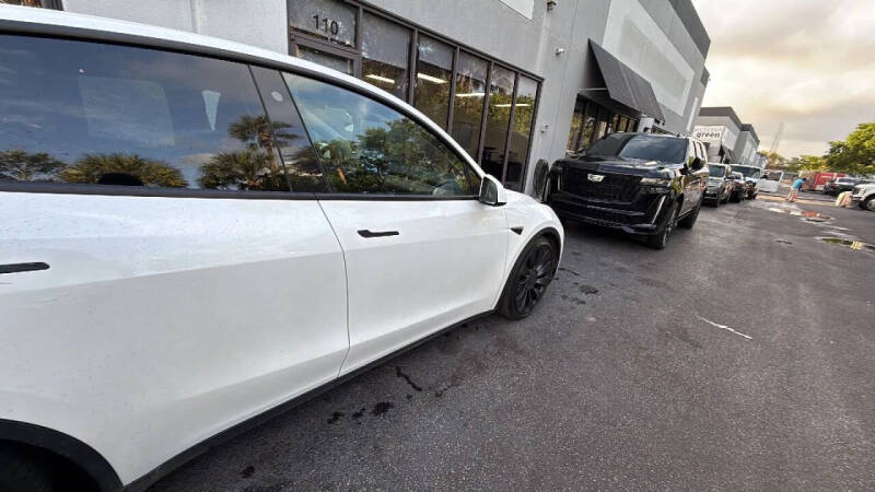 2023 Tesla Model Y Performance