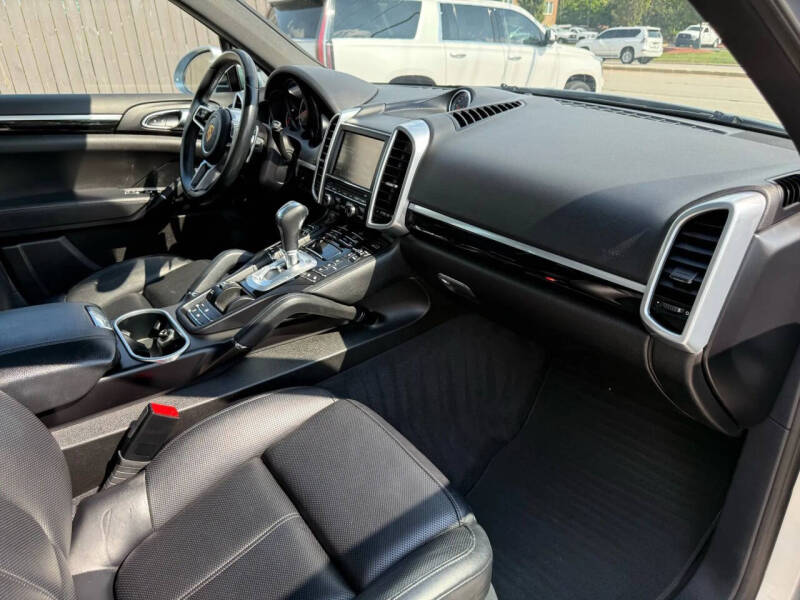 2016 Porsche Cayenne