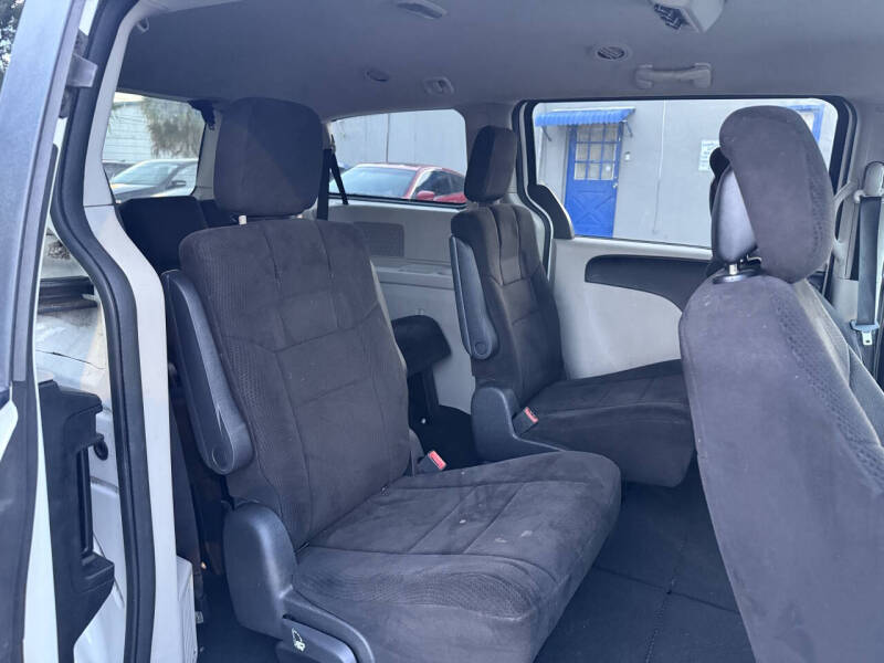 2011 Dodge Grand Caravan Express
