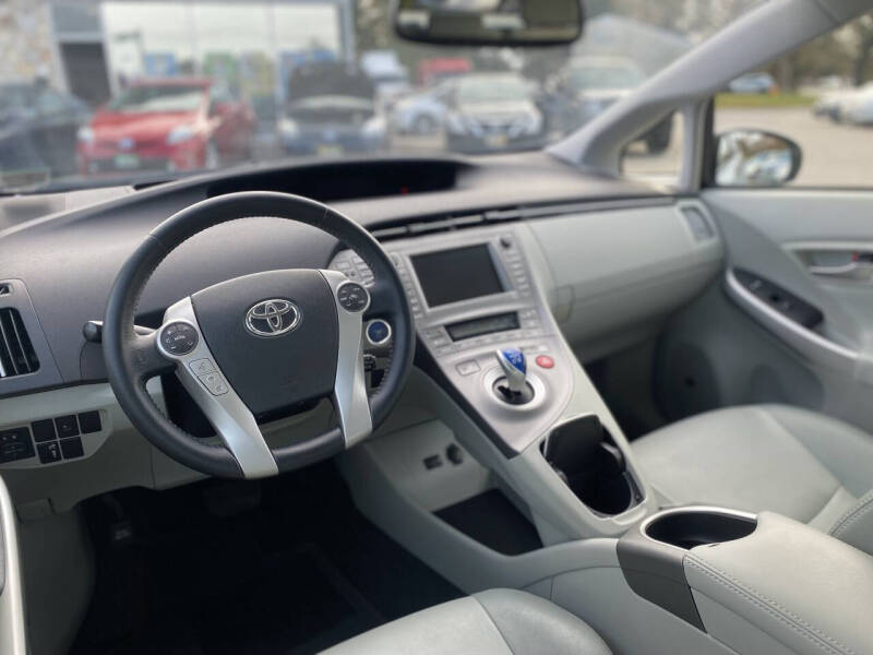 2013 Toyota Prius Five