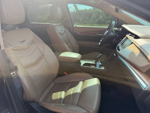 2017 Cadillac XT5 Platinum