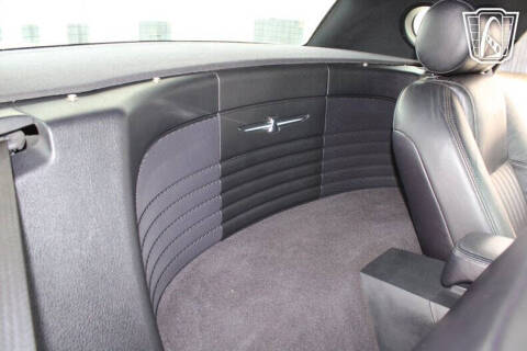2004 Ford Thunderbird Deluxe