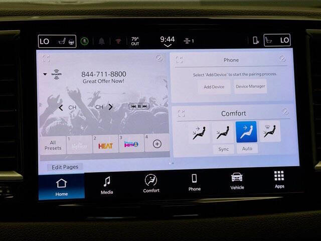 2025 Chrysler Pacifica Select