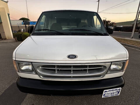 2000 Ford E-250