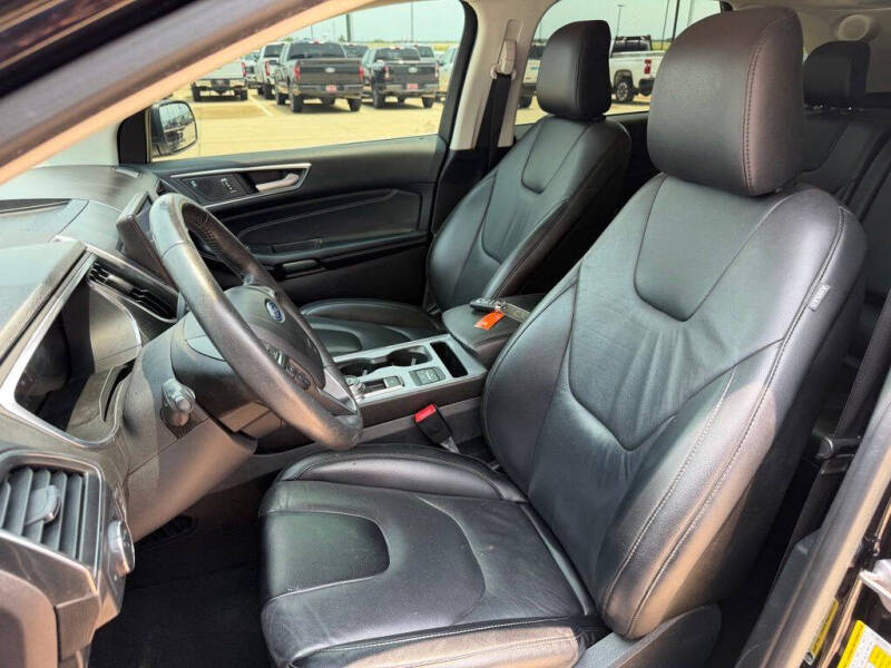 2021 Ford Edge Titanium