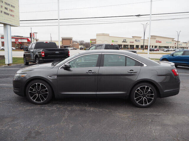 2017 Ford Taurus SEL