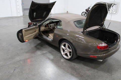 2001 Jaguar XKR