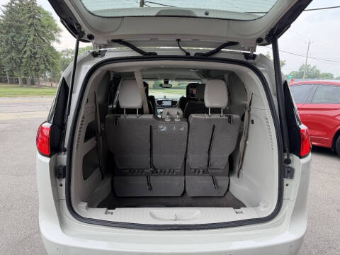 2019 Chrysler Pacifica Touring L Plus