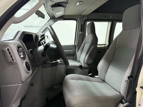 2014 Ford E-Series E-150