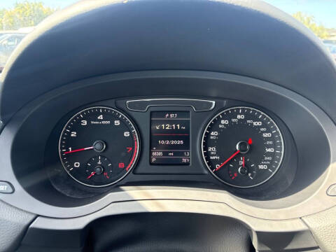 2016 Audi Q3 2.0T quattro Prestige