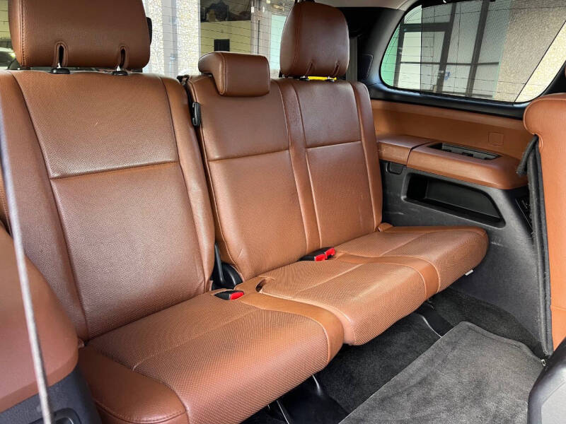 2013 Toyota Sequoia Platinum