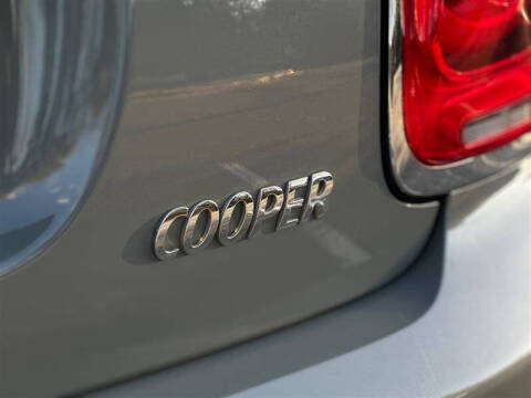 2016 MINI Hardtop 4 Door Cooper