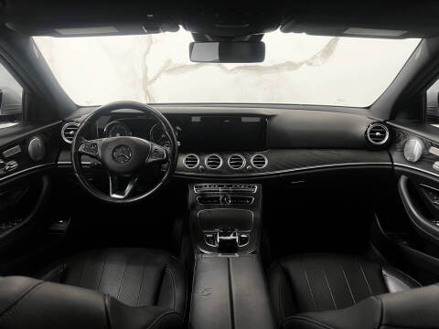 2018 Mercedes-Benz E-Class E 300