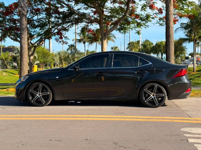 2017 Lexus IS 200t