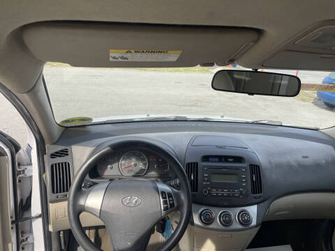 2010 Hyundai Elantra Blue