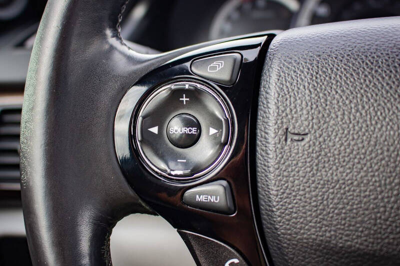 2016 Honda Accord EX-L w/Navi w/Honda Sensing