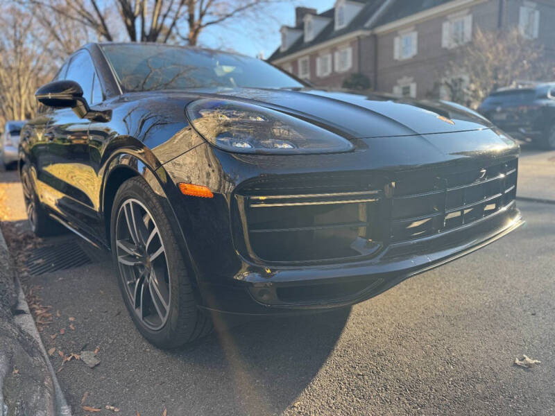 Image 4 of 2020 Porsche Cayenne Turbo Coupe