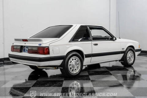 1990 Ford Mustang LX 5.0