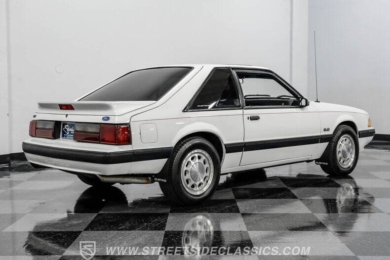 1990 Ford Mustang LX 5.0