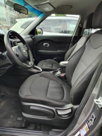2018 Kia Soul +