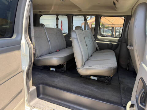 2014 Chevrolet Express LT 2500