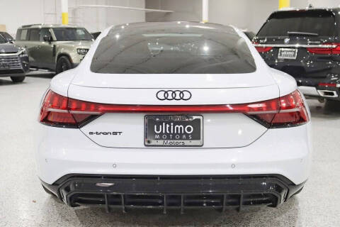 2023 Audi e-tron GT quattro Premium Plus