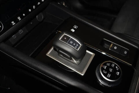 2025 Mitsubishi Outlander PHEV SE